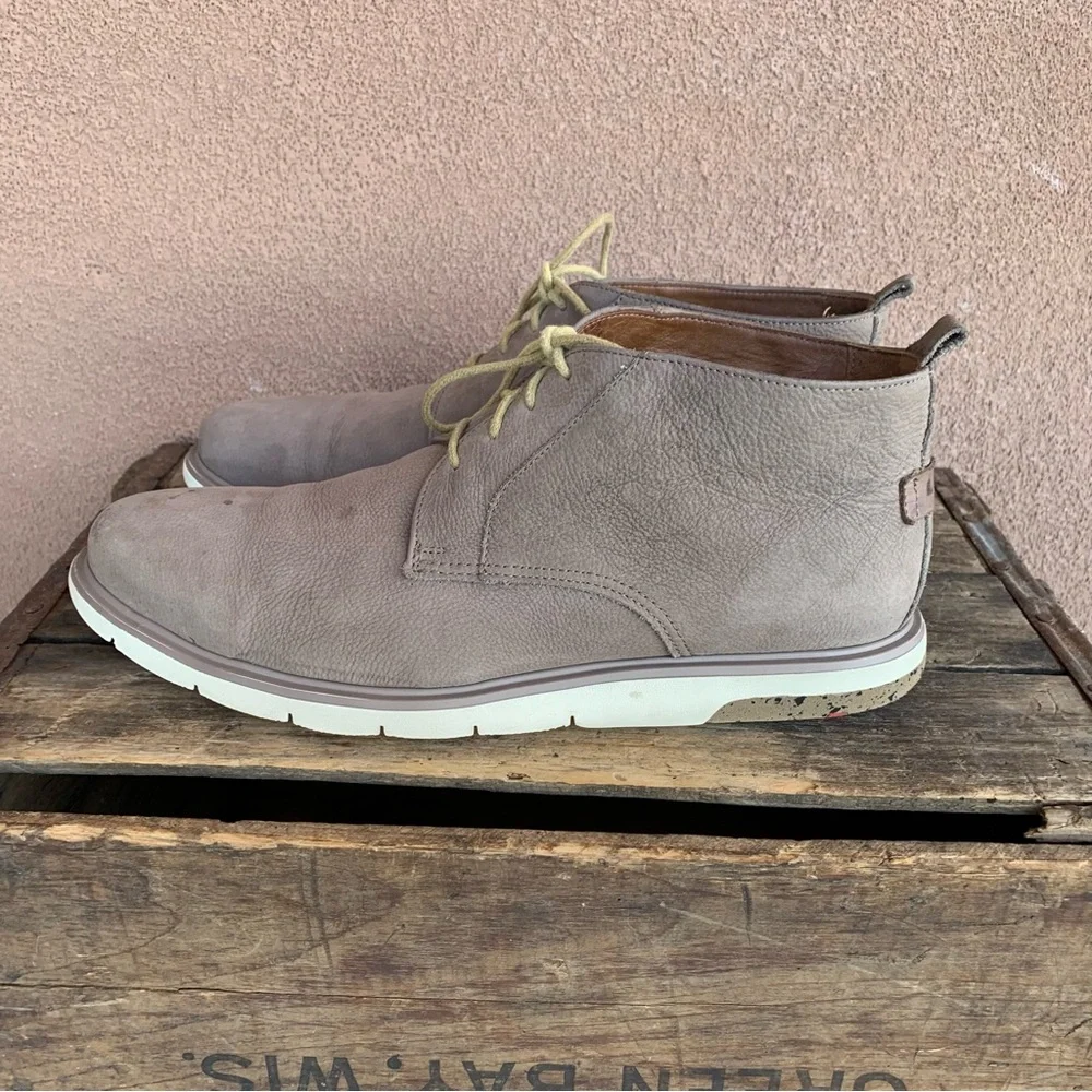 LLoyd Hadar Taupe Chukka Boot